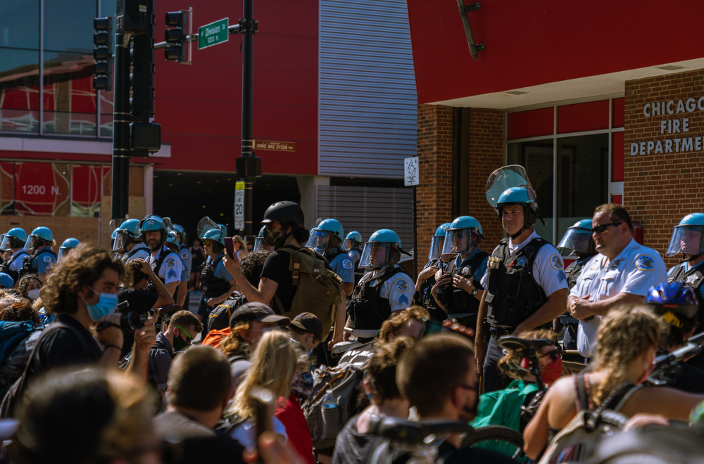 Featured image for “Chicago Media Fuel Anti-Police Hysteria”